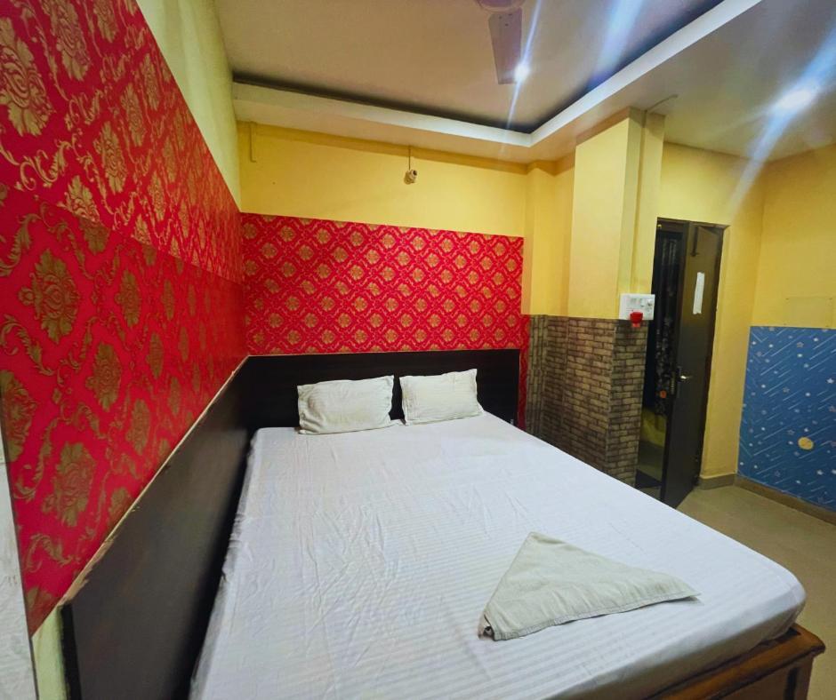 Hotel H K Residency Near Kalakshetra à Guwahati Extérieur photo